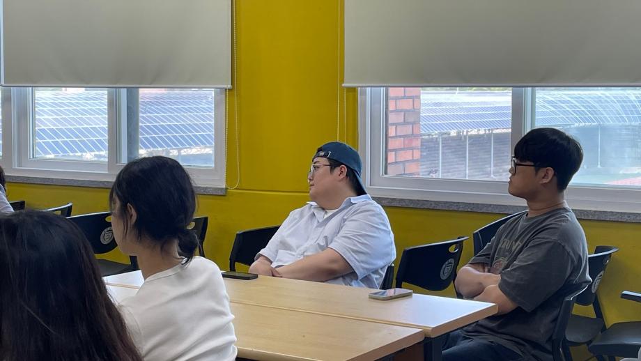 [실내디자인학과] 4학년 졸업작품 중간평가를 진행하였습니다!