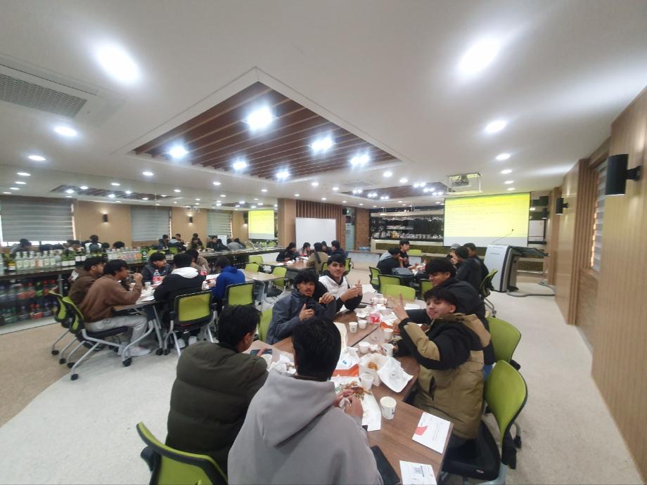 호텔경영학과 영어트랙 재학생 간담회